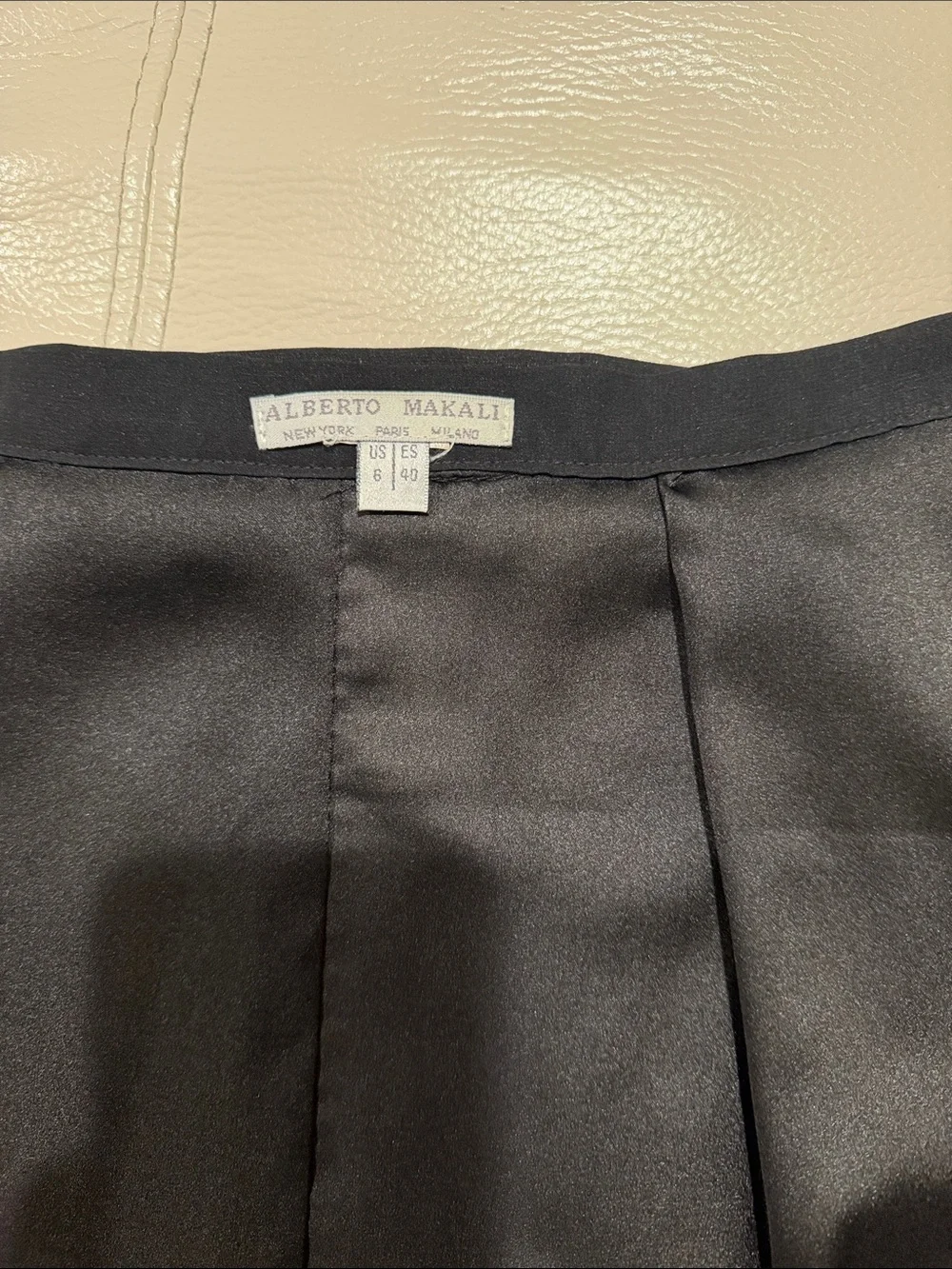 Alberto Makali Black Pleated Midi Skirt